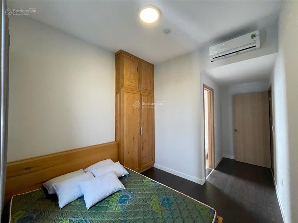 Bán căn góc view đông tháp a full nội thất gần sân bay 3pn 2wc giá nhận nhà 8 tỷ y hình
