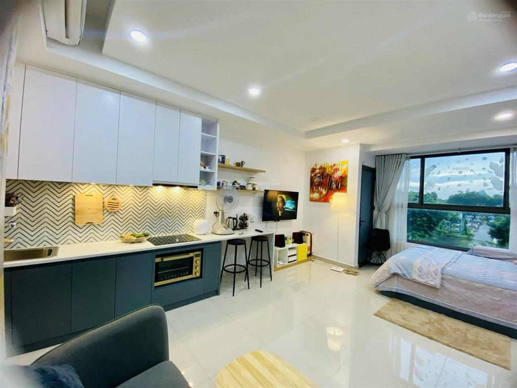 Bán căn hộ đẹp y hình full nội thất gần sân bay sẵn hđ thuê lâu dài giá chỉ 3.18 tỷ nhận nhà ngay