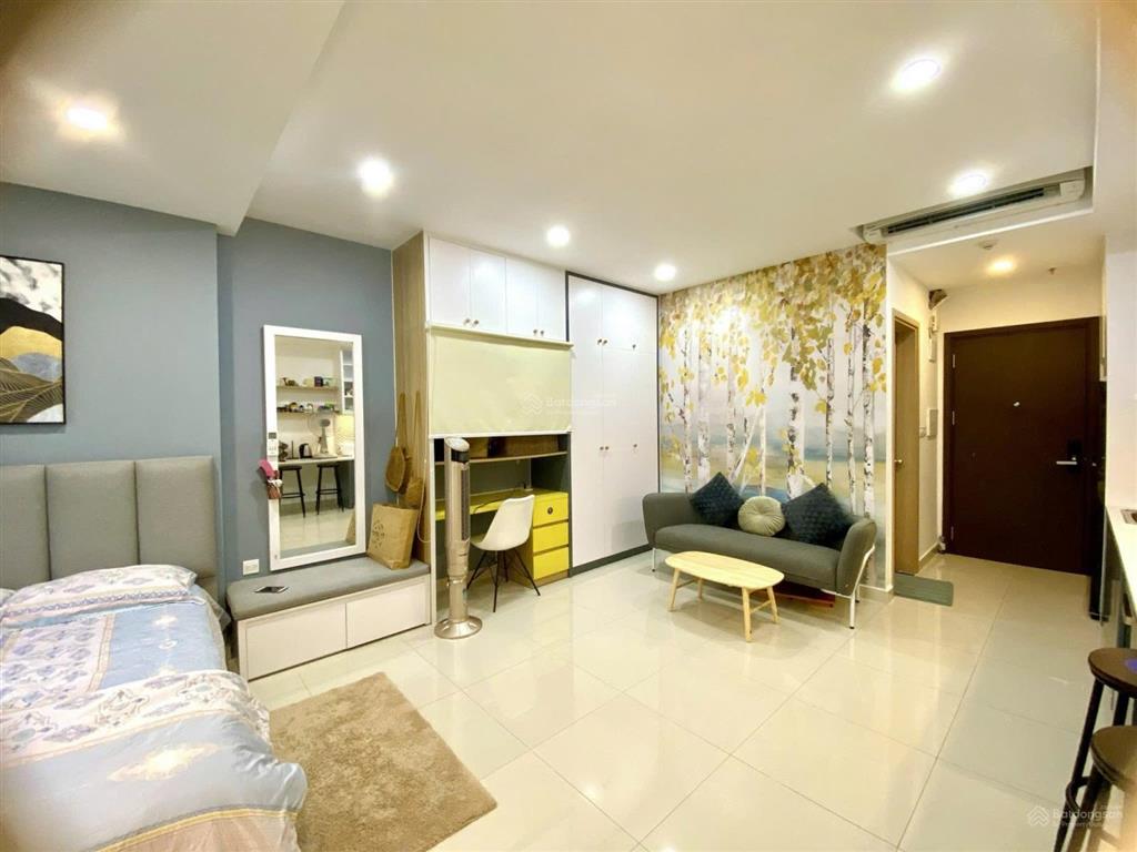 Bán căn hộ đẹp y hình full nội thất gần sân bay sẵn hđ thuê lâu dài giá chỉ 3.18 tỷ nhận nhà ngay