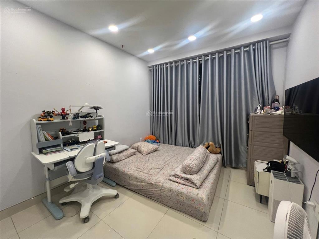 Cho thuê orchard parkview 2pn 1wc full nội thất y hình vào ở ngay giá 15tr gần sân bay có ban công