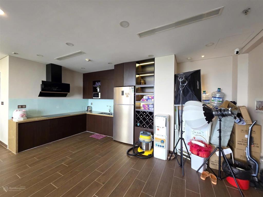 Bán căn hộ 3pn 2wc có hđmb diện tích lớn nhất khu sân bay 110m2 tầng cao view siêu đẹp