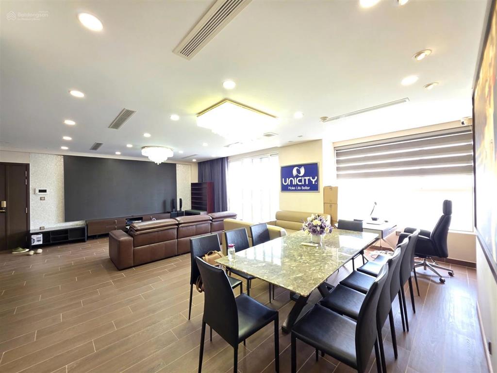 Bán căn hộ 3pn 2wc có hđmb diện tích lớn nhất khu sân bay 110m2 tầng cao view siêu đẹp