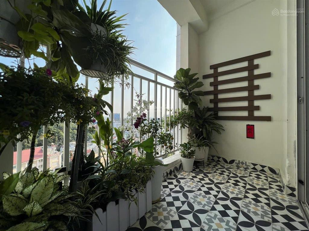 Cho thuê the botanica 2pn 2wc full nội thất y hình gần sân bay giá chỉ 18tr 73m2