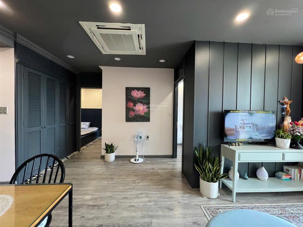Cho thuê the botanica 2pn 2wc full nội thất y hình gần sân bay giá chỉ 18tr 73m2