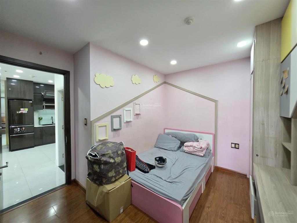 Cho thuê the botanica full nội thất y hình vào ở ngay gần sân bay giá 18tr 2pn 2wc 73m2