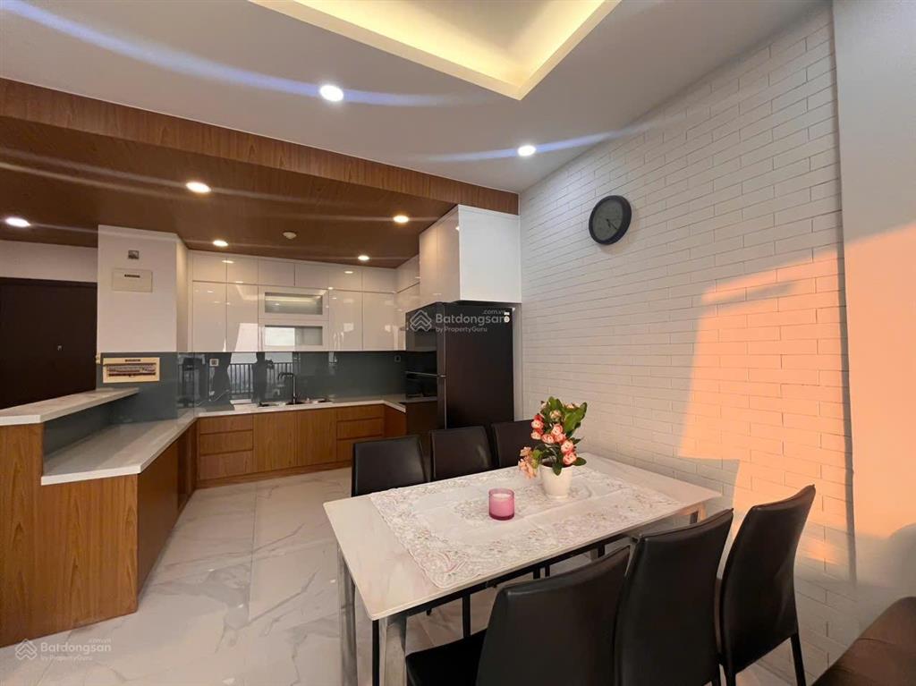 Cho thuê orchard park view 3pn 2wc full nội thất cao cấp gần sân bay giá 25tr nhà sạch đẹp đẹp