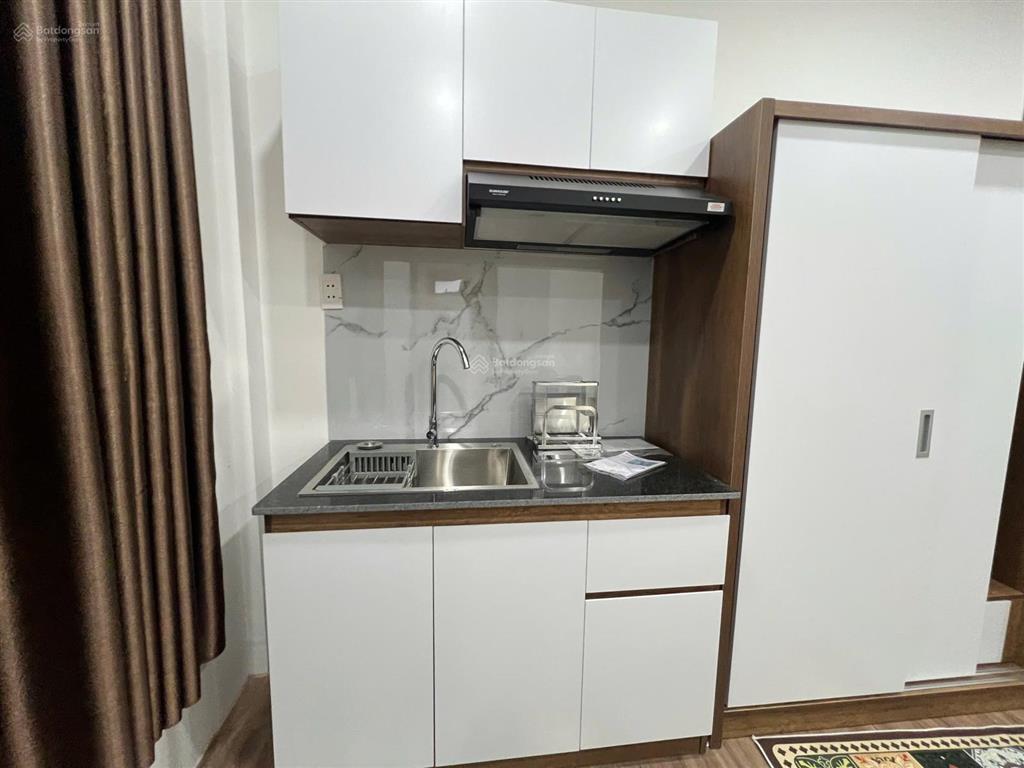 Cho thuê nhà y hình có chỗ xe hơi giá chỉ 7tr gần sân bay full nội thất mới tinh gần sân bay
