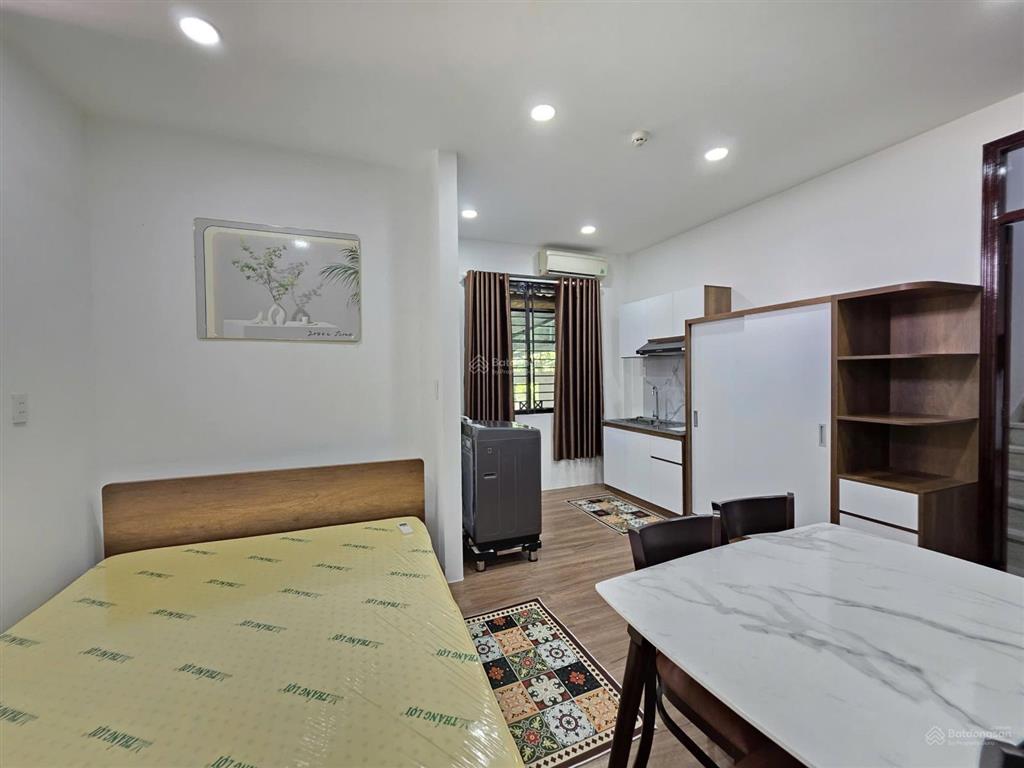 Cho thuê nhà y hình có chỗ xe hơi giá chỉ 7tr gần sân bay full nội thất mới tinh gần sân bay