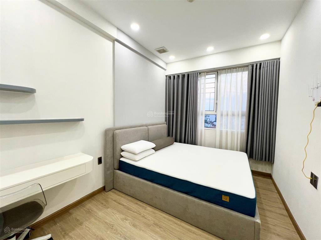 Cho thuê the botanica 2pn 1wc full nội thất gần sân bay giá chỉ 15tr 57m2 tầng cao view thoáng mát