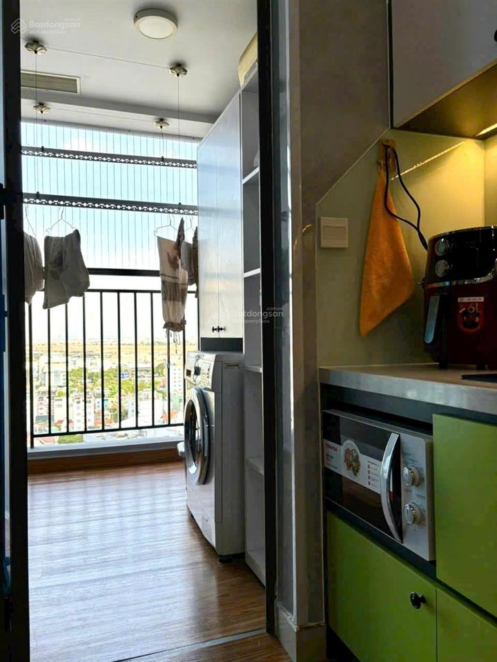Cho thuê the botanica 2pn 1wc full nội thất giá chỉ 13.5tr gần sân bay view thoáng nhà đẹp
