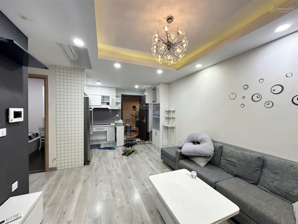 Bán căn 2pn 1wc full nội thất y hình gần sân bay 55m2 giá 4.55 tỷ nhận nhà ngay