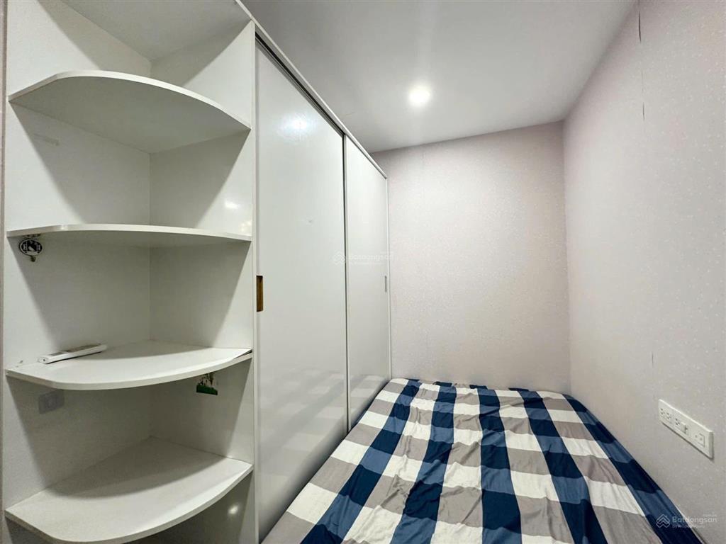 Bán căn 2pn 1wc full nội thất y hình gần sân bay 55m2 giá 4.55 tỷ nhận nhà ngay