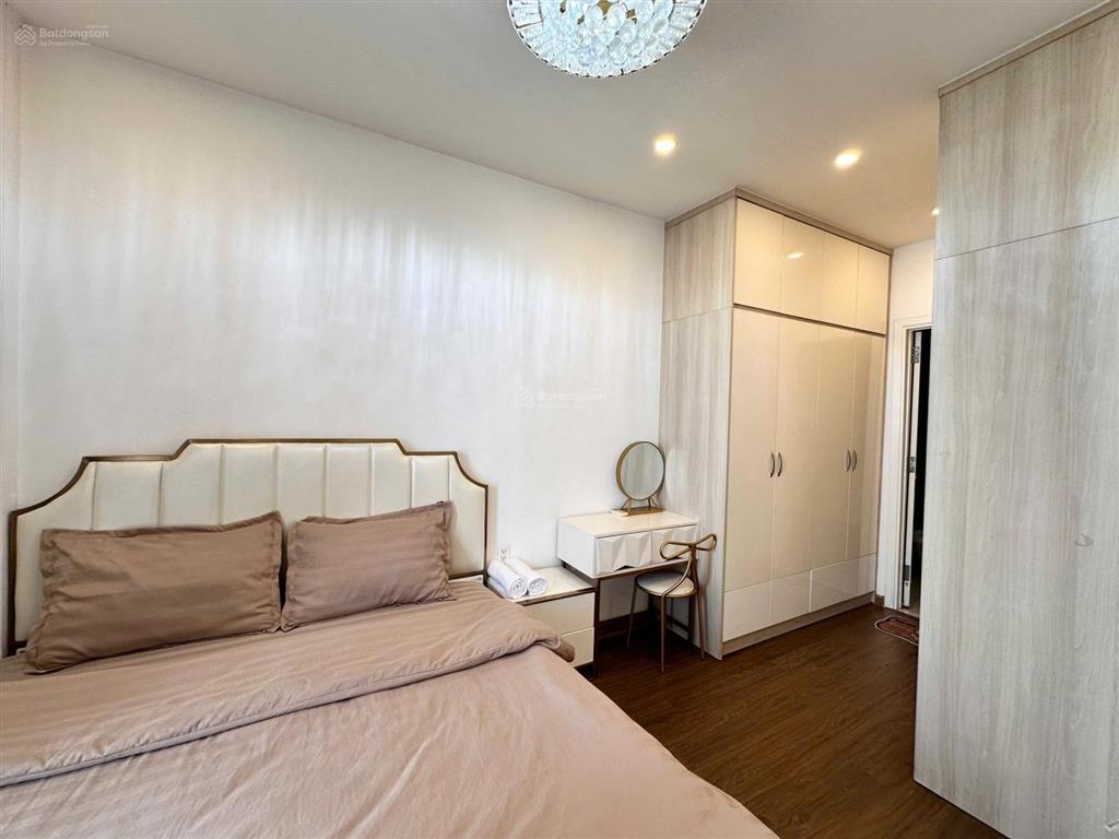 Cho thuê orchard garden 2pn 2 wc full nội thất gần sân bay giá chỉ 17tr 75m2 nhà đẹp