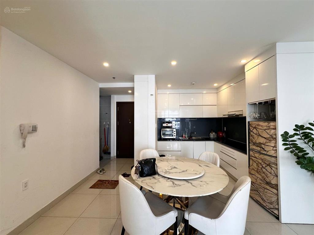 Cho thuê orchard garden 2pn 2 wc full nội thất gần sân bay giá chỉ 17tr 75m2 nhà đẹp