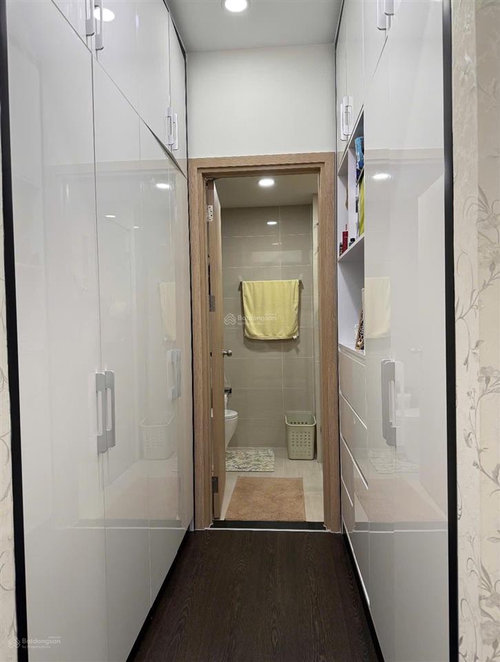 Cần bán căn góc 2pn 2wc tháp gm2 view sân bay đúng hình giá 5.59 tỷ nhận nhà ngay