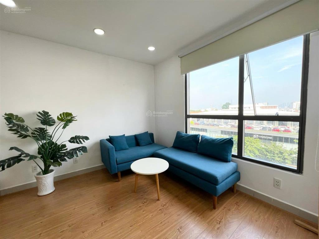 Cho thuê garden gate 1pn 1wc nhà trống gần sân bay giá chỉ 9.5tr 36m2 để ở, làm văn phòng