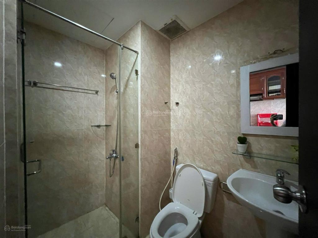 Cho thuê garden gate 1pn 1wc nhà trống gần sân bay giá chỉ 9.5tr 36m2 để ở, làm văn phòng