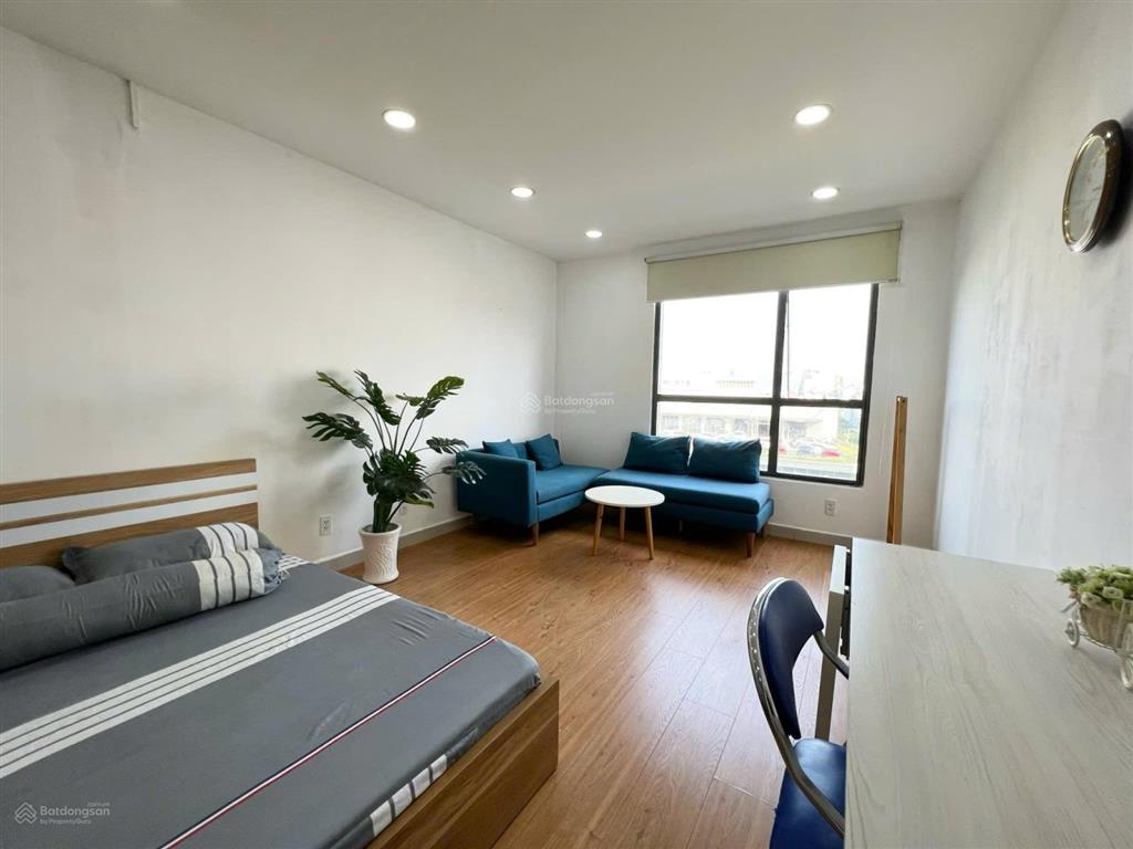 Cho thuê garden gate 1pn 1wc nhà trống gần sân bay giá chỉ 9.5tr 36m2 để ở, làm văn phòng