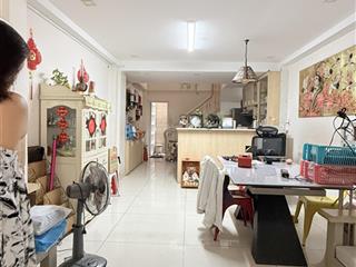 Phú nhuận  50m ra mt phan xích long 9 tỷ