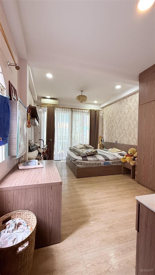 Phú nhuận  50m ra mt phan xích long 9 tỷ