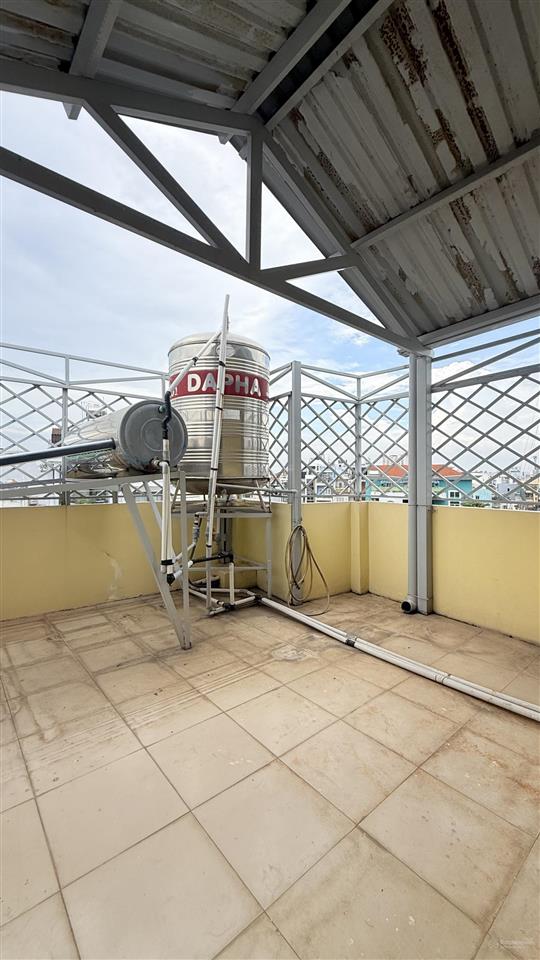 Nhà 4 tầng btct chính chủ bán giá tốt 5,55 tỷ tl