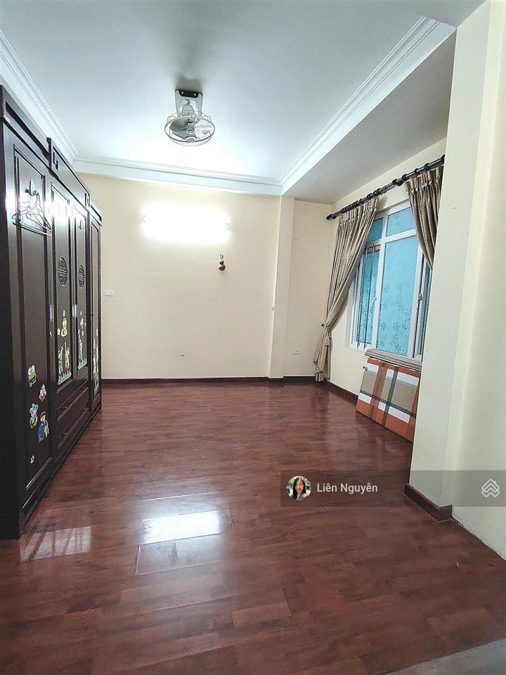 Bán nhà mặt phố trần hưng đạo, 50m2, 5 tầng, mặt tiền 5m, 50 tỷ, vỉa hè rộng, dòng tiền 60tr/tháng