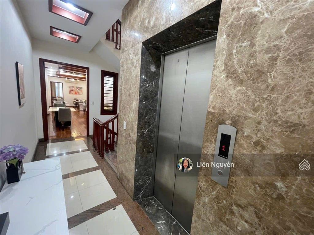 Chính chủ bán gấp căn mặt phố bạch mai chỉ 500tr/m2 đã xây 7 tầng thang máy, 120m2, nhỉnh 59 tỷ