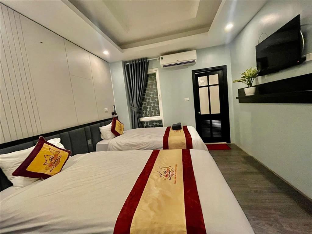(Chính chủ) bán khách sạn phố Hàng Chiếu, 8 tầng, mặt tiền 7.3m, 166m2, 199.5 tỉ, 600tr/