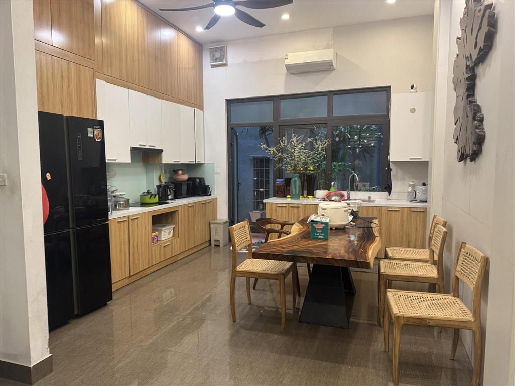 (Chính chủ) bán nhà phố Lò Đúc, 5 tầng, mặt tiền 4m, 60m2, 18.3 tỉ, phân lô, ô tô 5 tạ đỗ