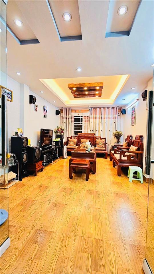 Bán nhà phố Nguyễn Đình Chiểu, 64m2, mặt tiền gần 4m, nhỉnh 26 tỉ, ô tô vào nhà