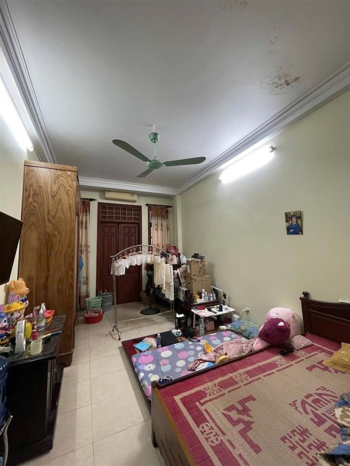 Bán nhà Nguyễn Đình Chiểu, 50m2, 4 tầng, mặt tiền gần 4m, 27.4 tỉ, ngõ ô tô, kinh doanh