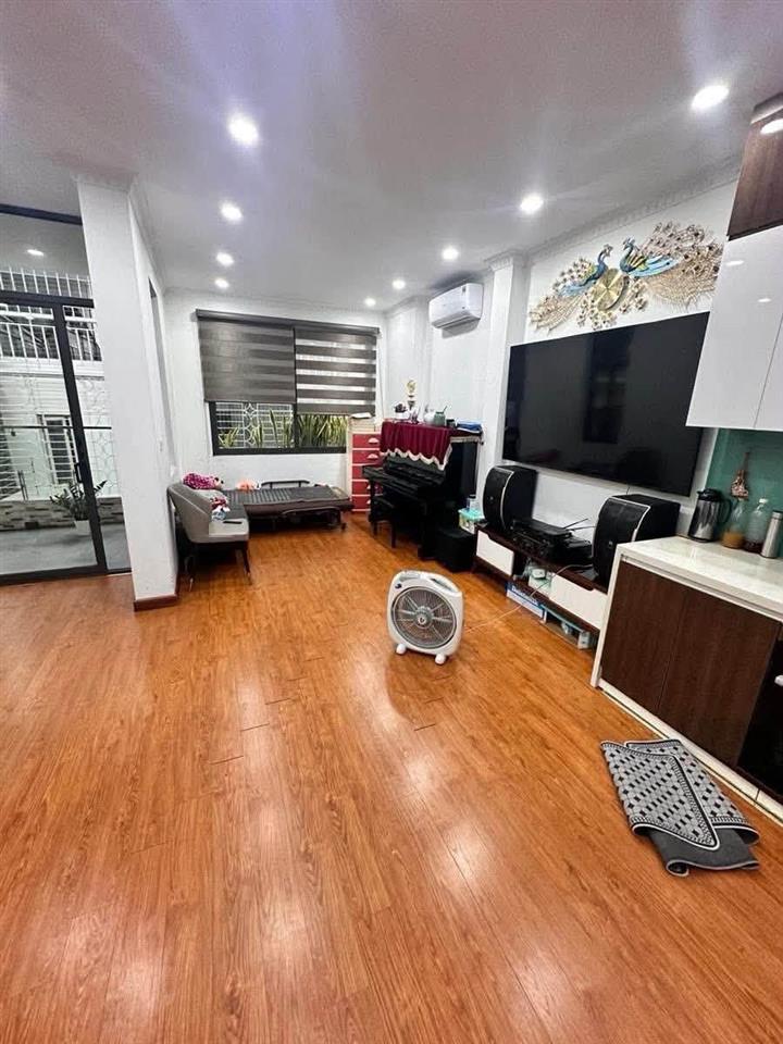 Bán nhà phố Trần Quang Diệu 65m2, 6 tầng thang máy, mặt tiền 6m, 32 tỉ, ngõ ô tô