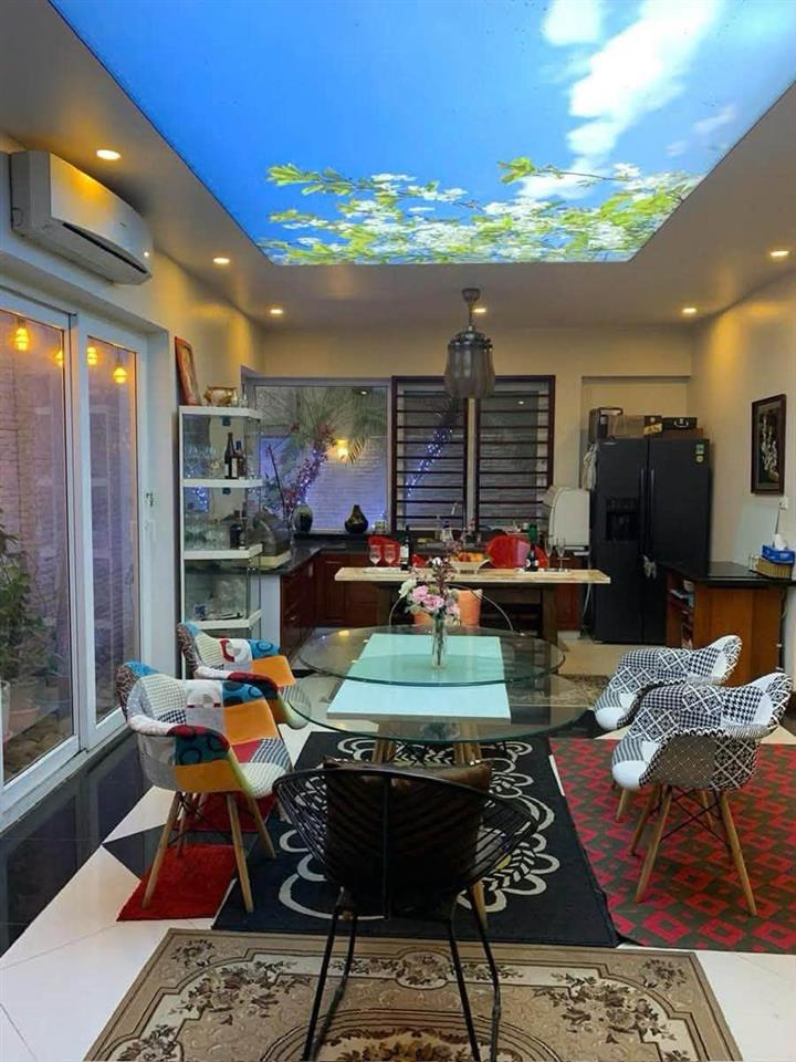 Bán nhà Lê Văn Hưu, 76m², 5 tầng, mặt tiền gần 7m, 32,3 tỷ, ngõ rộng, kinh doanh homestay