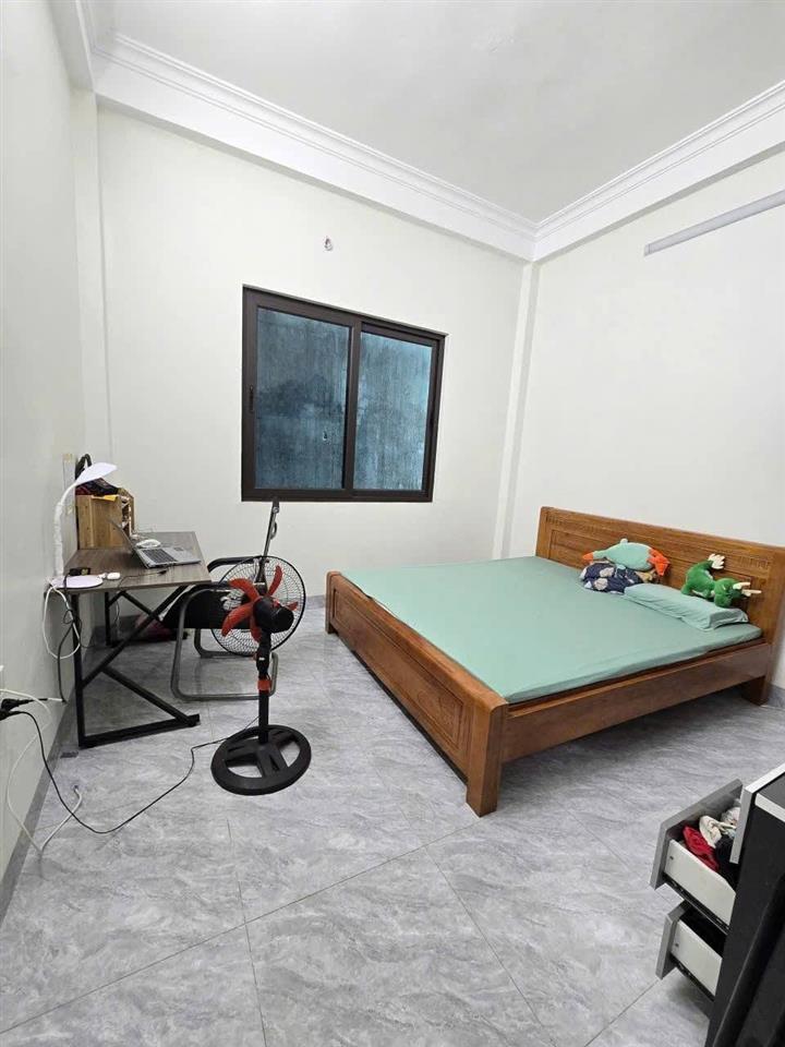 Chính chủ bán nhà phố Hàng Giày, 4 tầng, mặt tiền 10m, 90m2, 32 tỉ, homestay đỉnh