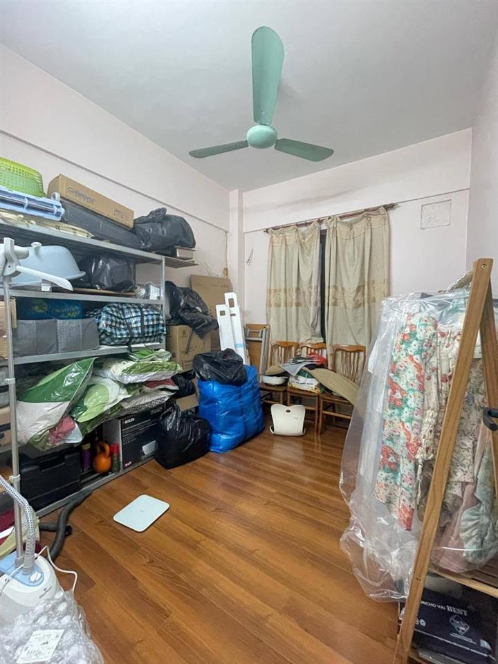 Bán nhà Đường Thành, 34m2, 4 tầng, mặt tiền 3.2m, 18.7 tỉ, ngõ rộng xe máy quay đầu,