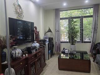 Bán nhà mặt phố Nguyễn Công Trứ, 45m2, 3 tầng, mặt tiền 4.2m, 31 tỉ, kinh doanh