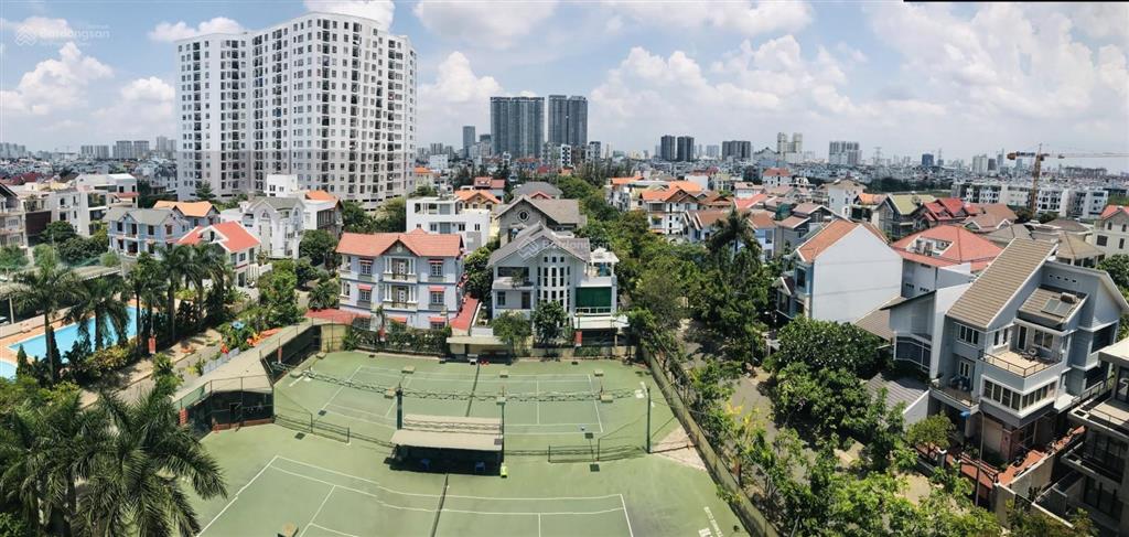 Bán nhà quận 7 chính chủ, đường phú thuận, 118m, căn góc 3pn, view pháo hoa quận 1