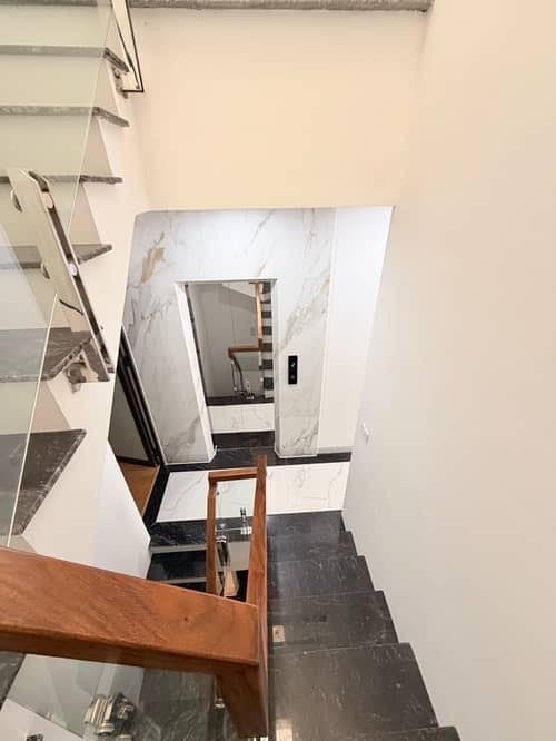 Bán nhà phố Tô Vĩnh Diện, Thanh Xuân 55m, 5 tầng, mt 4.8m. Giá: 18.9 tỷ. LH: 0937158386