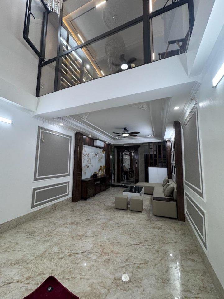 Bán nhà Thọ Lão, Hai Bà Trưng 46m, 7 tầng. Giá: 20 tỷ. LH: 0937158386