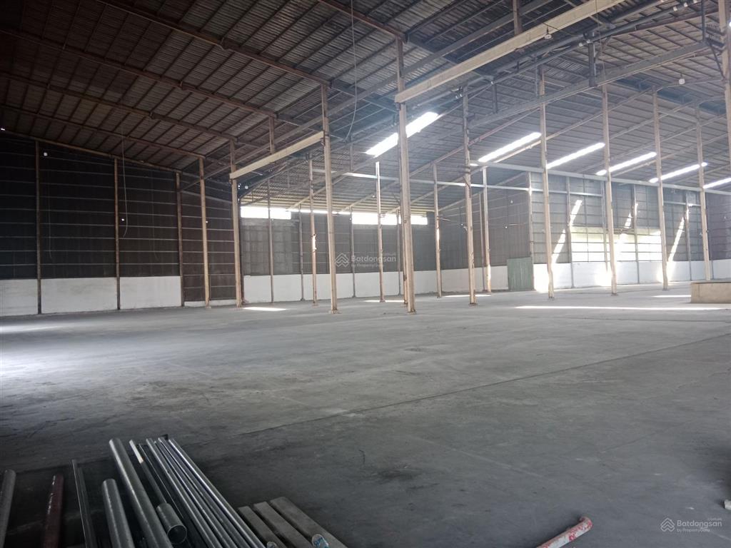 Cho thuê kho xưởng 6.000m2 giá 40nghìn/m2 bao vat xã hướng thọ phú, thành phố tân an long an