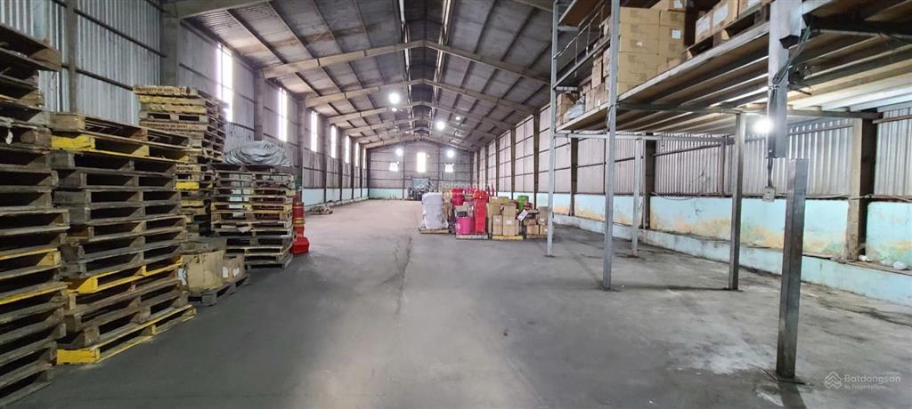 Cho thuê xưởng 1.500 m2 giá 35 triệu / đường quốc lộ 1a phường tân khánh thành phố tân an long an