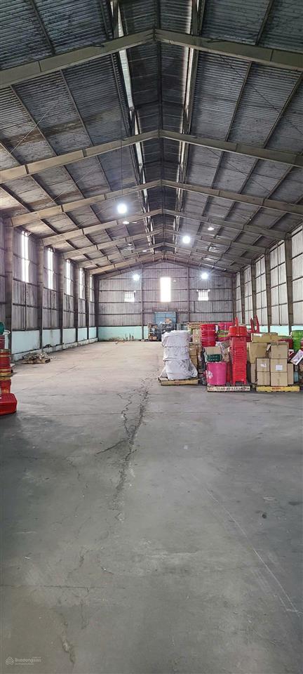 Cho thuê xưởng 1.500 m2 giá 35 triệu / đường quốc lộ 1a phường tân khánh thành phố tân an long an