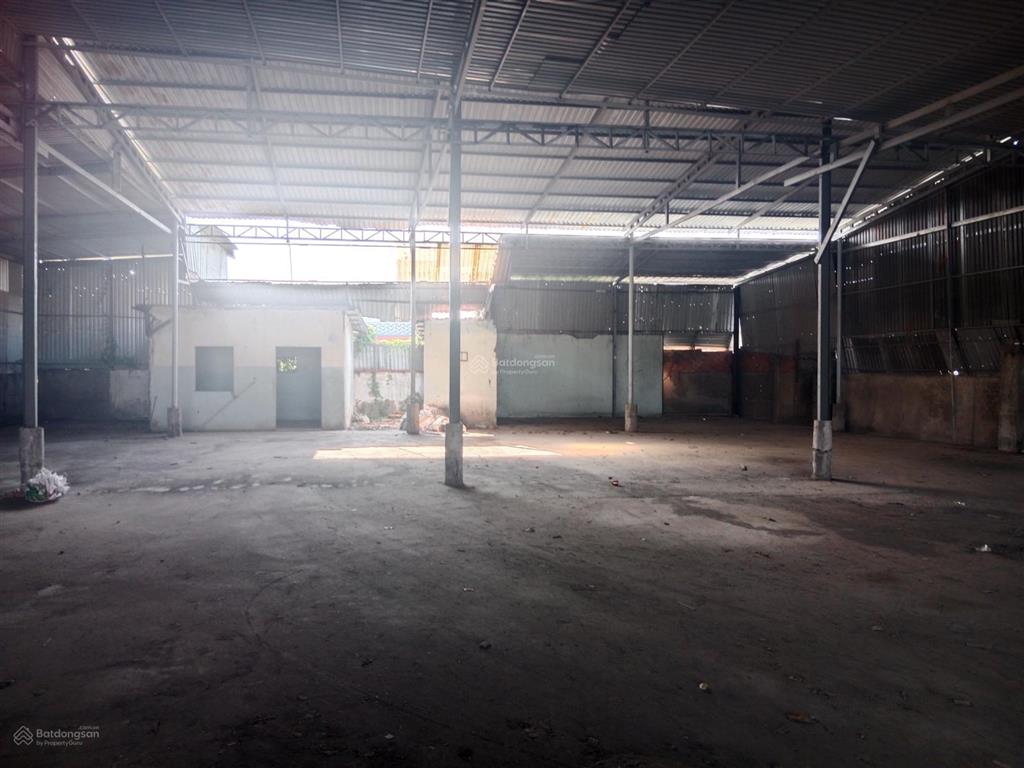 Cho thuê xưởng 1.500 m2 giá 20 triệu / đường quốc lộ 1a phường khánh hậu thành phố tân an long an