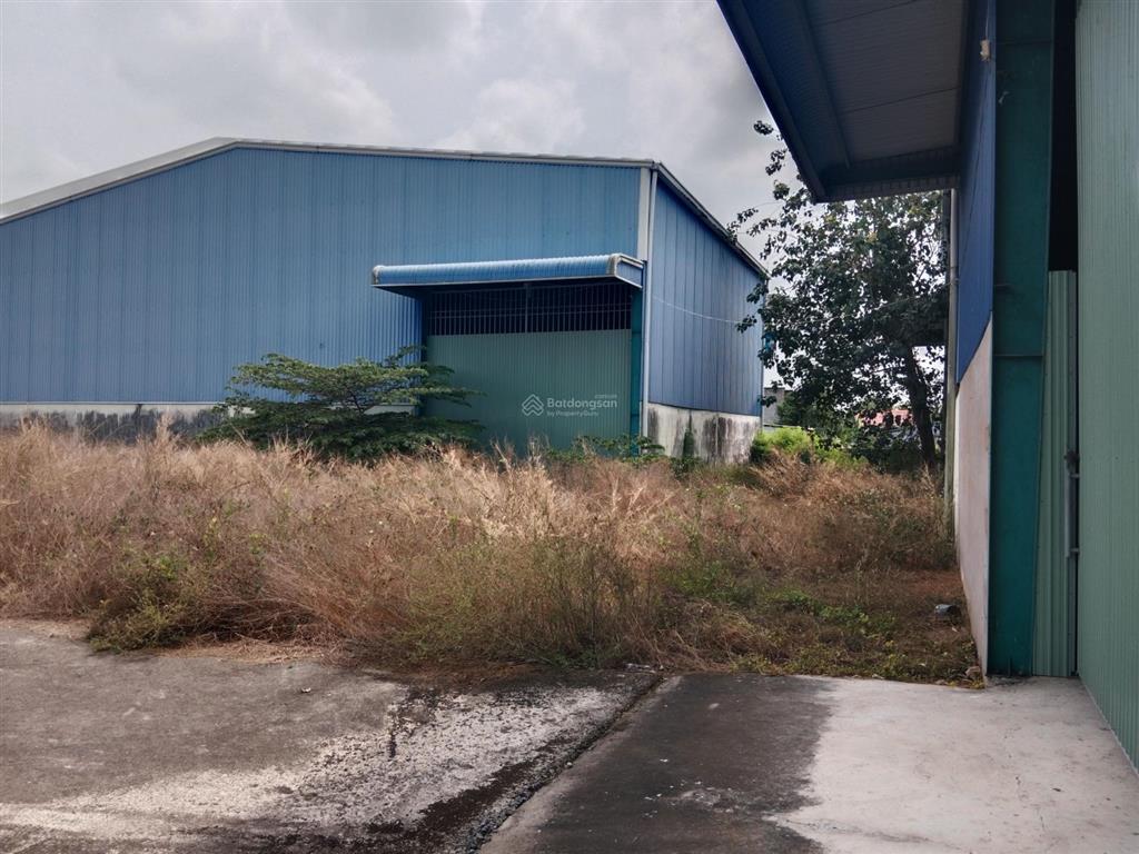 Cần bán kho đất thổ cư 100% 3.000 m2 giá 36 tỷ phường khánh hậu thành phố tân an long an