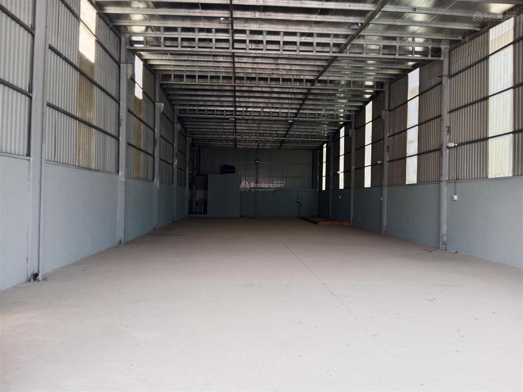 Cho thuê kho xưởng 500 m2 giá 8 triệu / đường 834, xã bình thạnh, huyện thủ thừa, long an