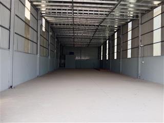 Cho thuê kho xưởng 400 m2 giá 10 triệu /đường 834 xã bình thạnh huyện thủ thừa long an