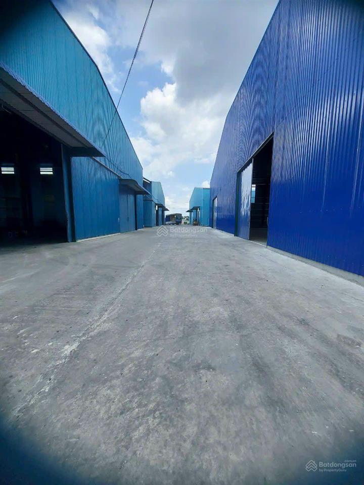 Cho thuê kho xưởng 2.100 m2 giá 65 nghìn đ/ m2 đường quốc lộ 1a xã long hiệp bến lức long an