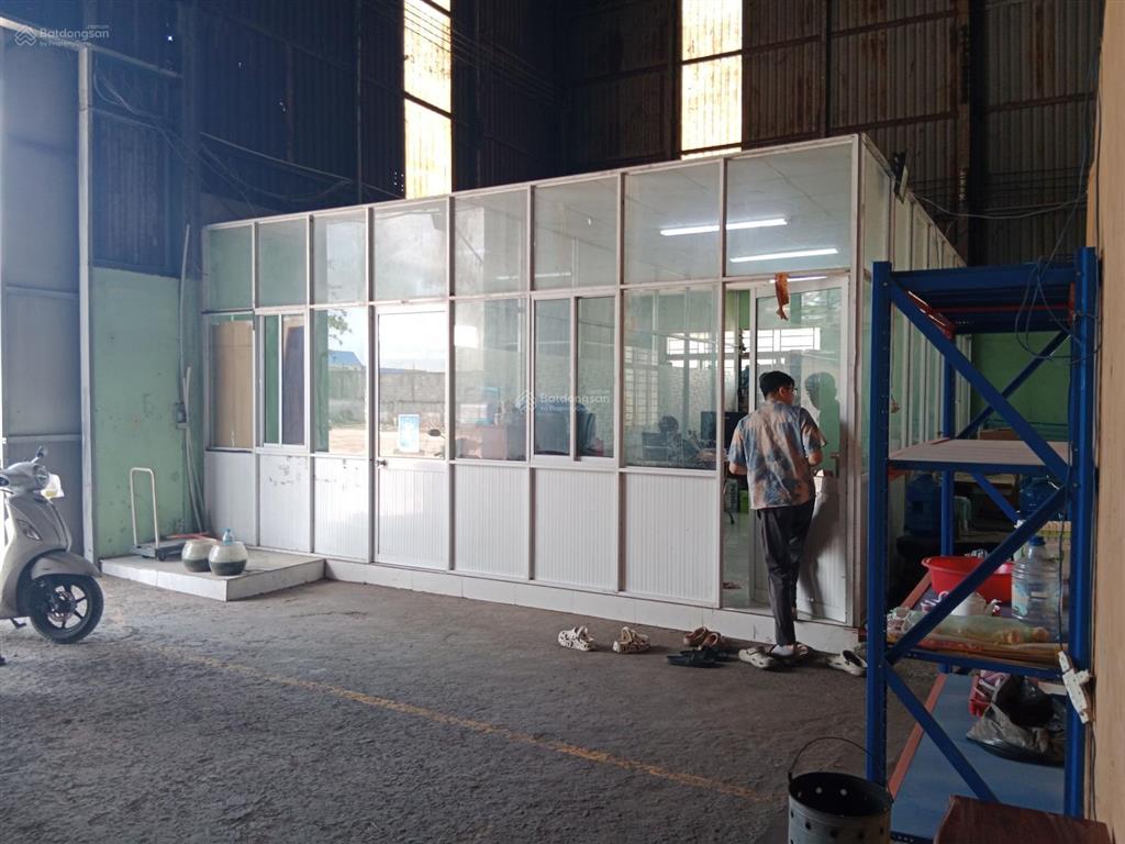 Cho thuê kho xưởng 1.000 m2 giá 50 triệu / đường đinh đức thiện xã phước lý cần giuộc long an