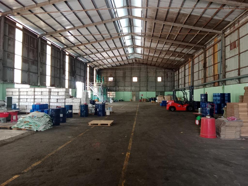 Cho thuê kho xưởng 1.000 m2 giá 50 triệu / đường đinh đức thiện xã phước lý cần giuộc long an