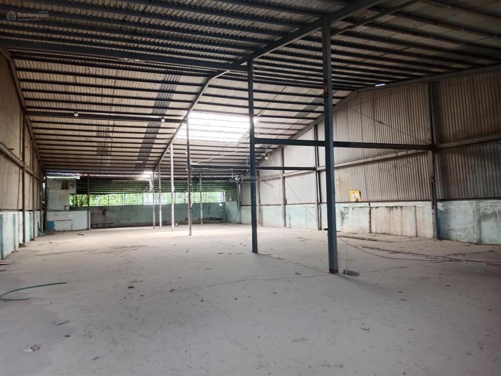 Cho thuê kho xưởng 720 m2 giá 35 triệu /đường đinh đức thiện xã phước lý cần giuộc long an